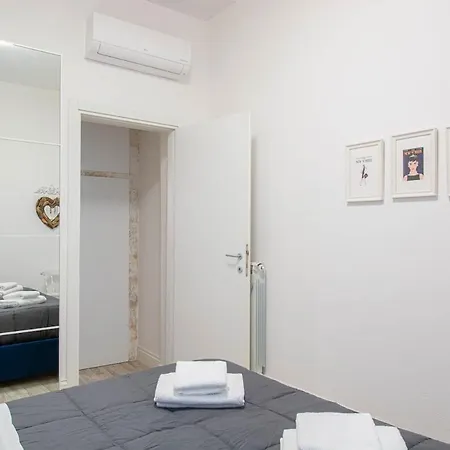 Stylish 2 Bedroom Flat - Garden * Florencja