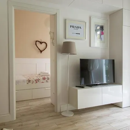 Apartament Stylish 2 Bedroom Flat - Garden *