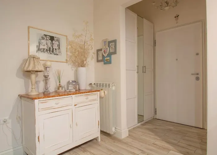 Stylish 2 Bedroom Flat - Garden Appartement Florence