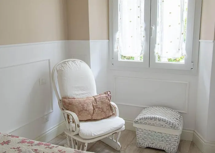 Stylish 2 Bedroom Flat - Garden Florence